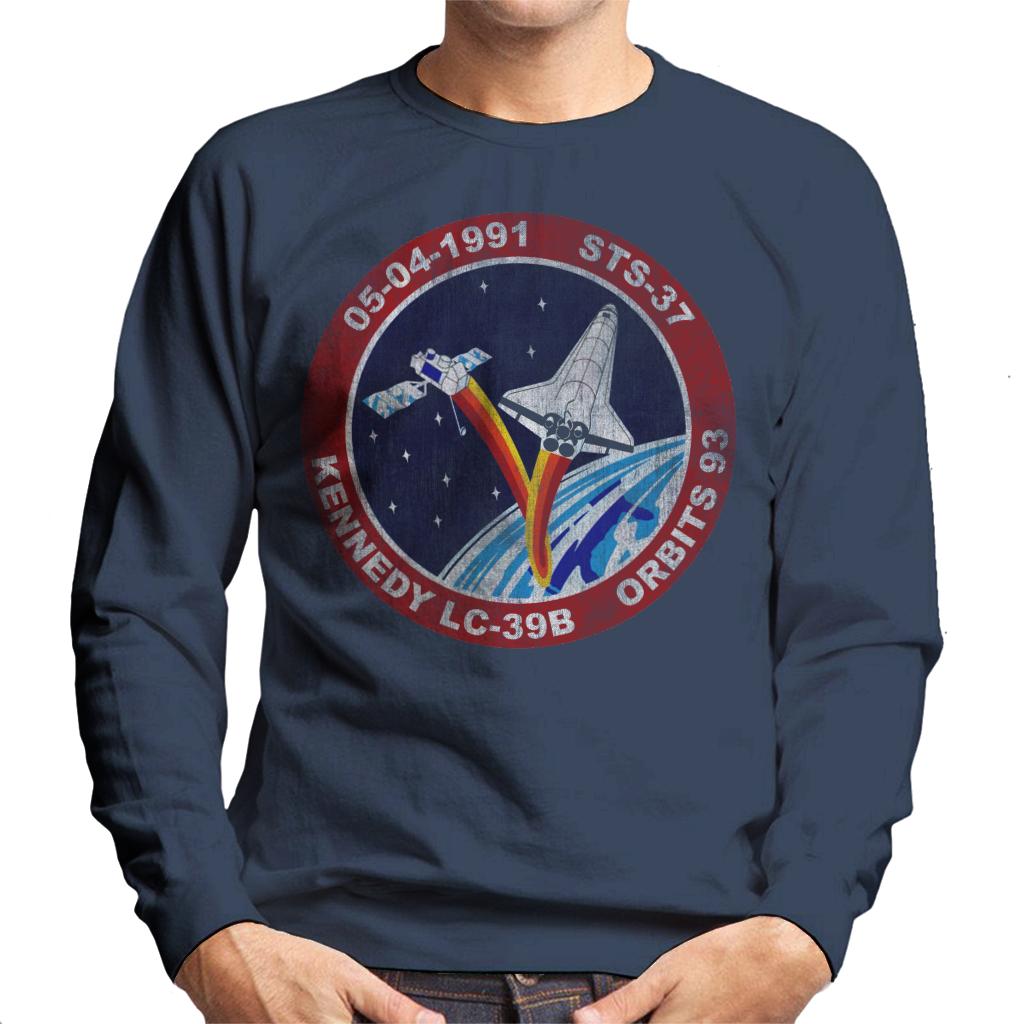 NASA STS 37 Atlantis Mission Badge Distressed Men's product image 6