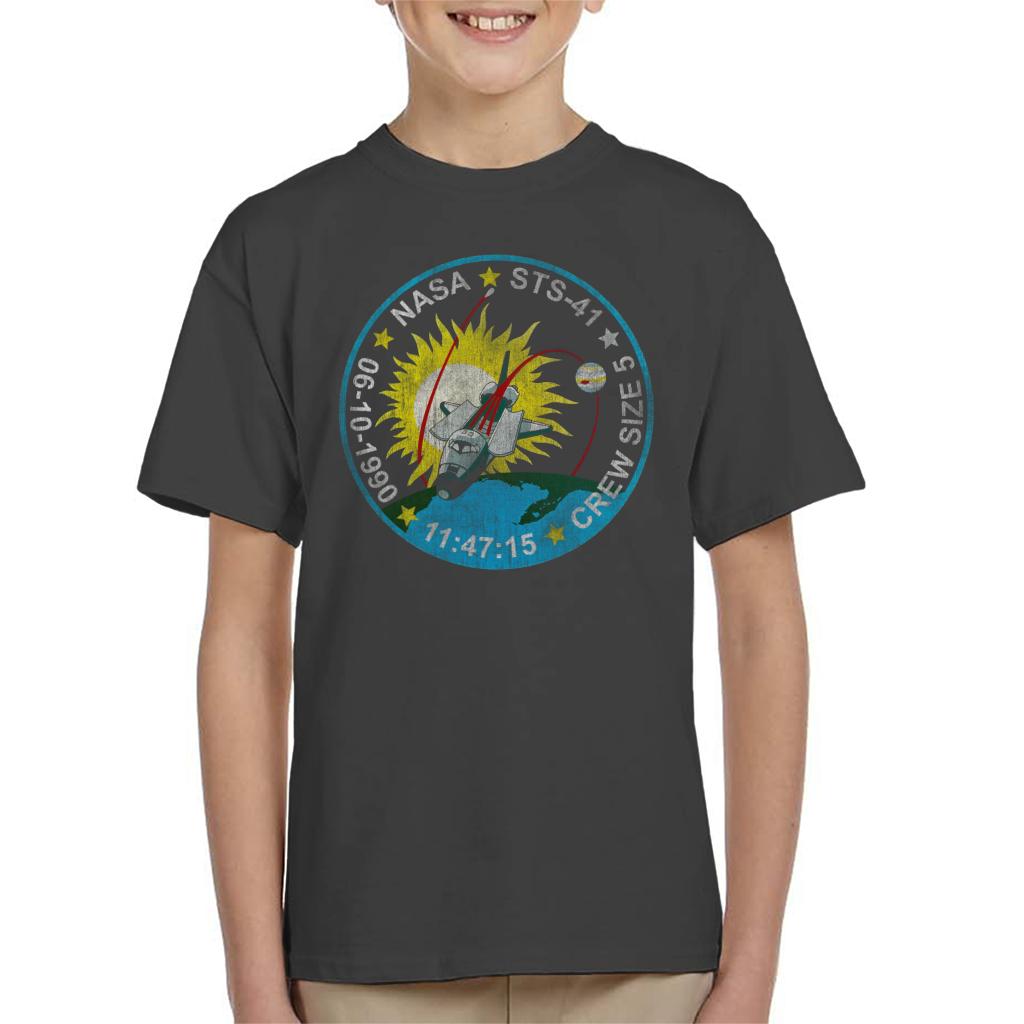 NASA STS 41 Discovery Mission Badge Distressed Kids T-Shirt product image 4