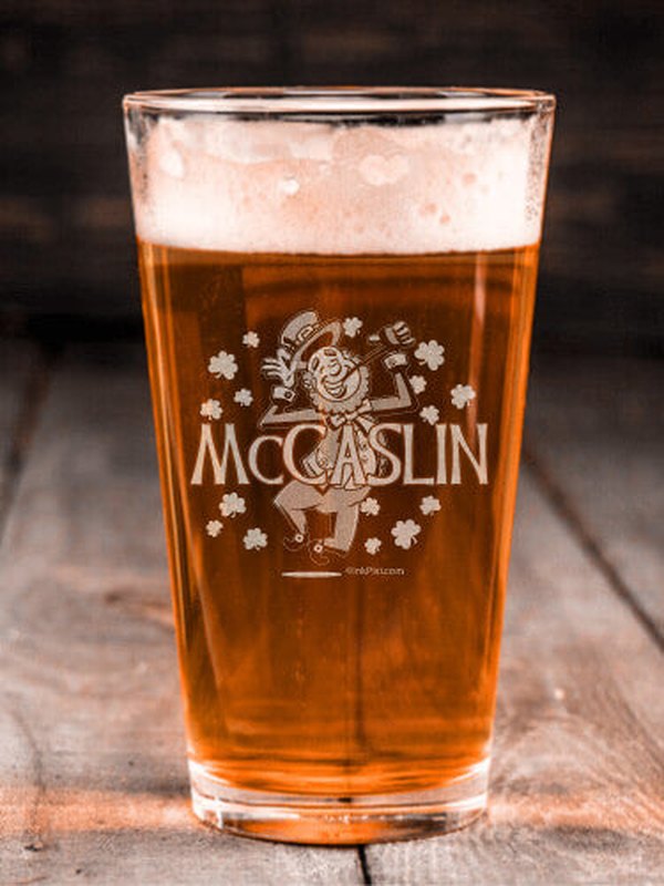 Leprechaun : Pint Glasses - Engraved