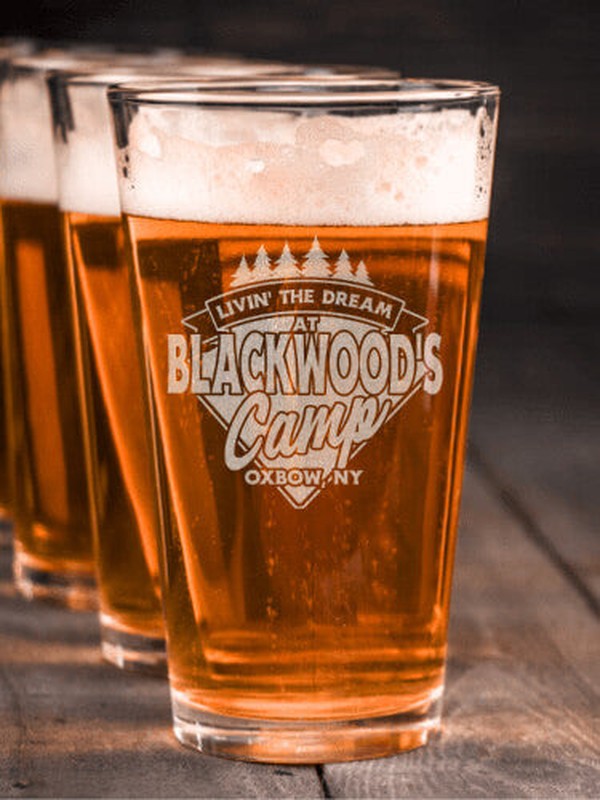 Livin' The Dream Camp : Pint Glasses - Engraved