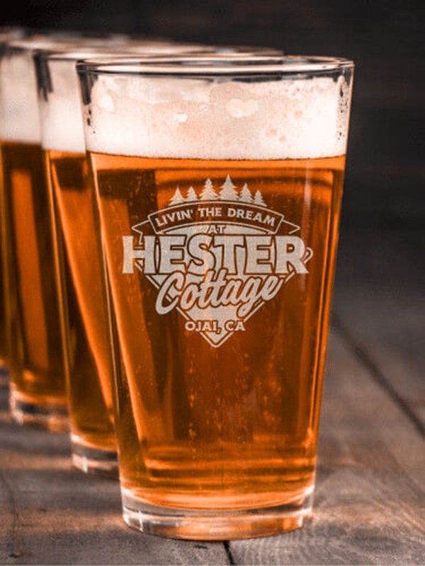 Livin' The Dream Cottage : Pint Glasses - Engraved