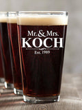 Mr and Mrs : Pint Glasses - Color Printed
