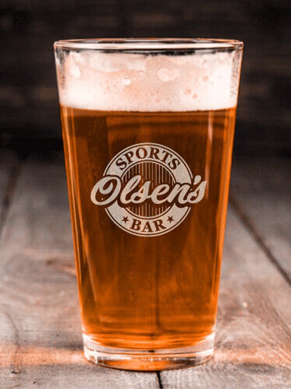 Sports Bar : Pint Glasses - Engraved