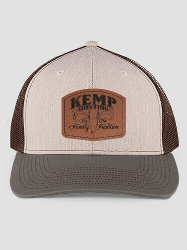 Hunting Family Tradition : Structured Trucker Hats with Patch